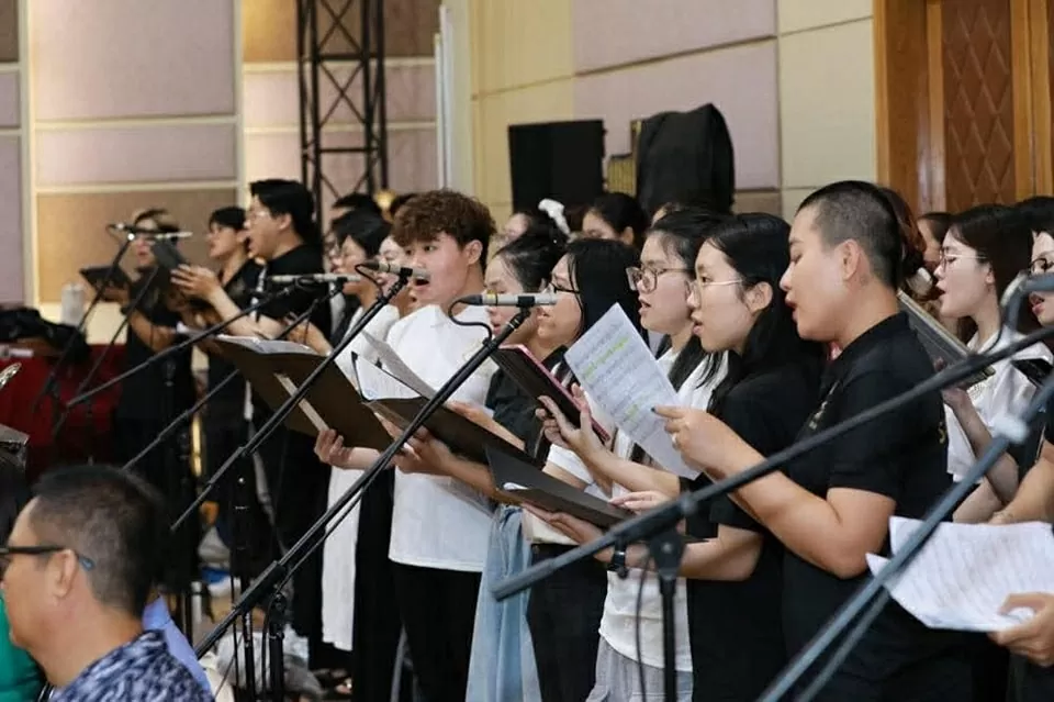 Hàng trăm nghệ sĩ miệt mài tập luyện cho chương trình nghệ thuật mừng Đại lễ Vesak Liên hợp quốc 2025