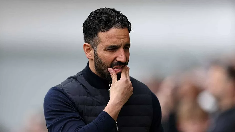 HLV Ruben Amorim: Man Utd chưa sẵn sàng đá cả Ngoại hạng Anh và Champions League HLV Ruben Amorim: Man Utd chưa sẵn sàng đá cả Ngoại hạng Anh và Champions League