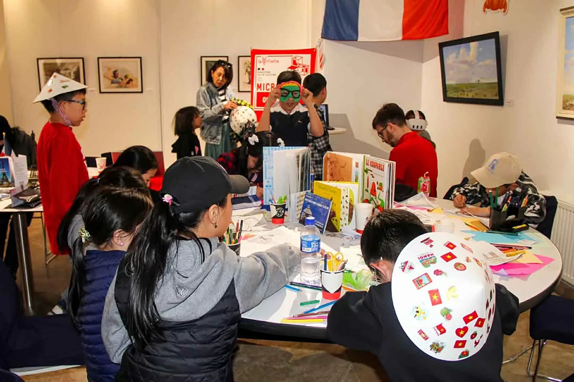 Gian hàng Việt Nam tạo dấu ấn tại sự kiện văn hóa quốc tế ở Mông Cổ Gian hàng Việt Nam tạo dấu ấn tại sự kiện văn hóa quốc tế ở Mông Cổ