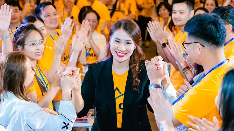 Dung Vanesa: 'Không ai bị AI thay thế - Họ chỉ bị thay thế bởi người biết cách sử dụng AI’