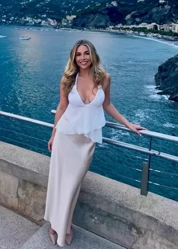 Bạn gái tiền vệ Scott McTominay