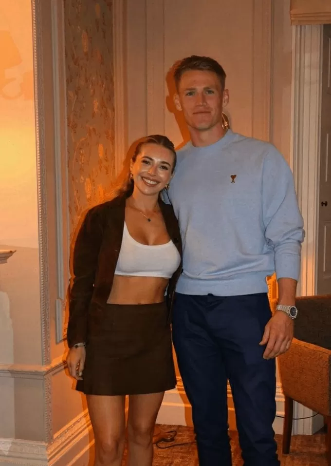 Bạn gái tiền vệ Scott McTominay Bạn gái tiền vệ Scott McTominay