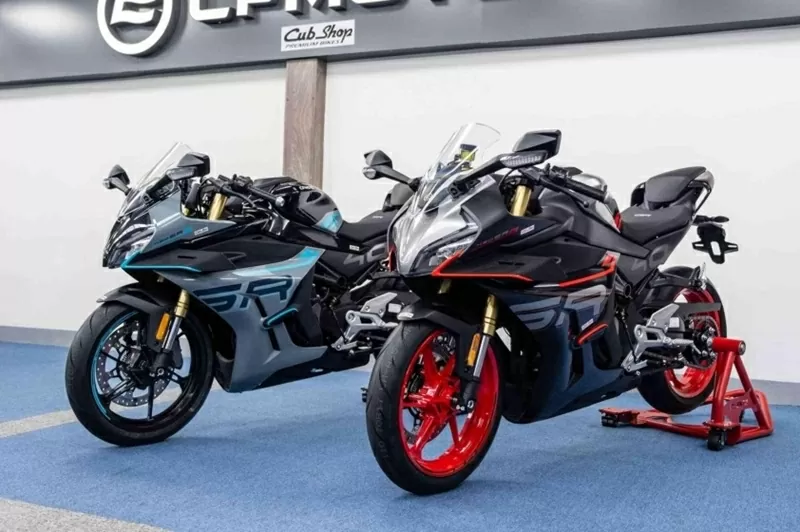 Mẫu mô tô CFMoto 450SR S 