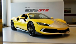 Cận cảnh siêu xe Ferrari 296 GTS Assetto Fiorano độc nhất tại Việt Nam