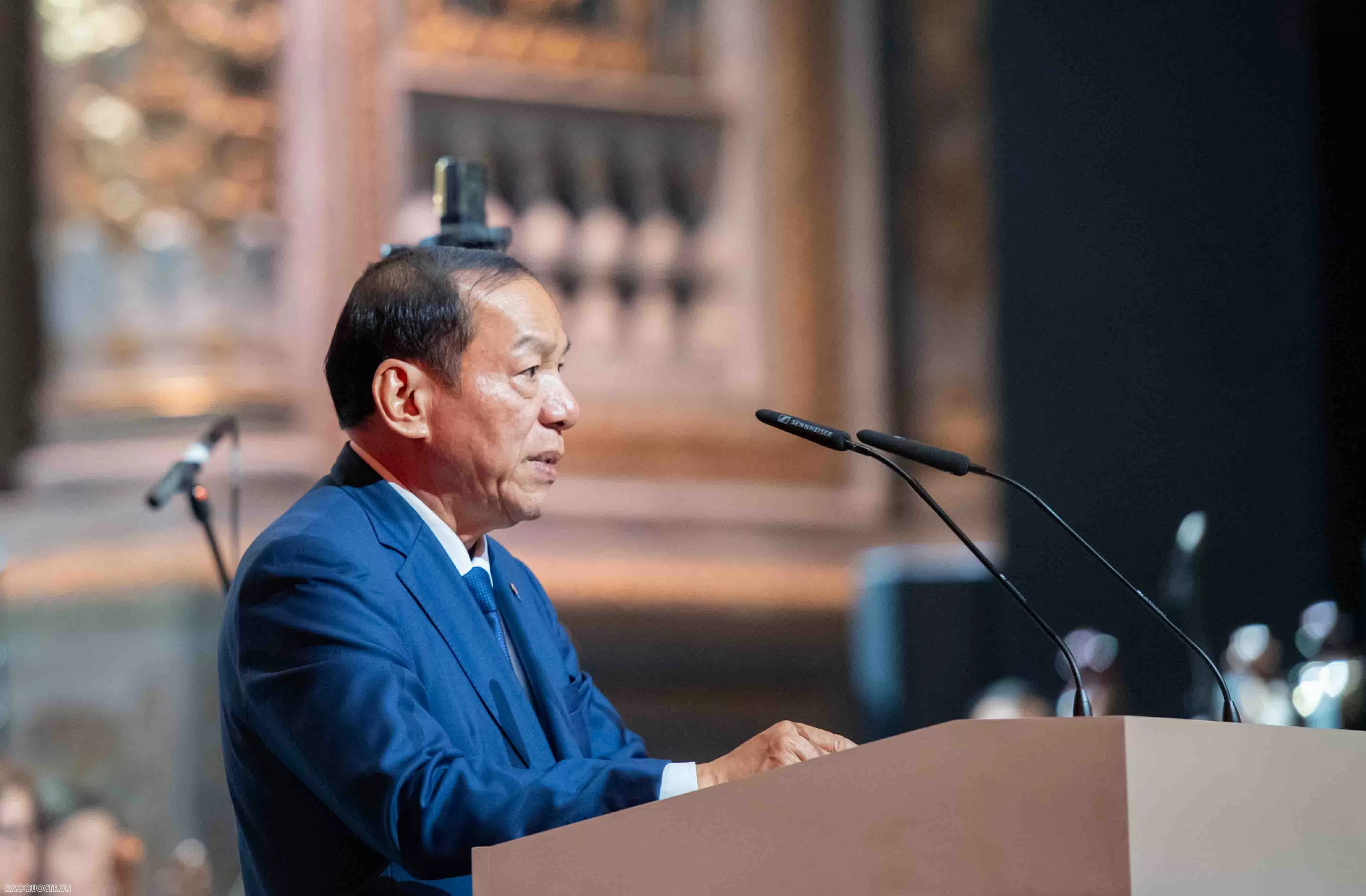 Món quà hữu nghị Tổng thống Kazakhstan dành tặng Tổng Bí thư Tô Lâm và Phu nhân Món quà hữu nghị Tổng thống Kazakhstan dành tặng Tổng Bí thư Tô Lâm và Phu nhân