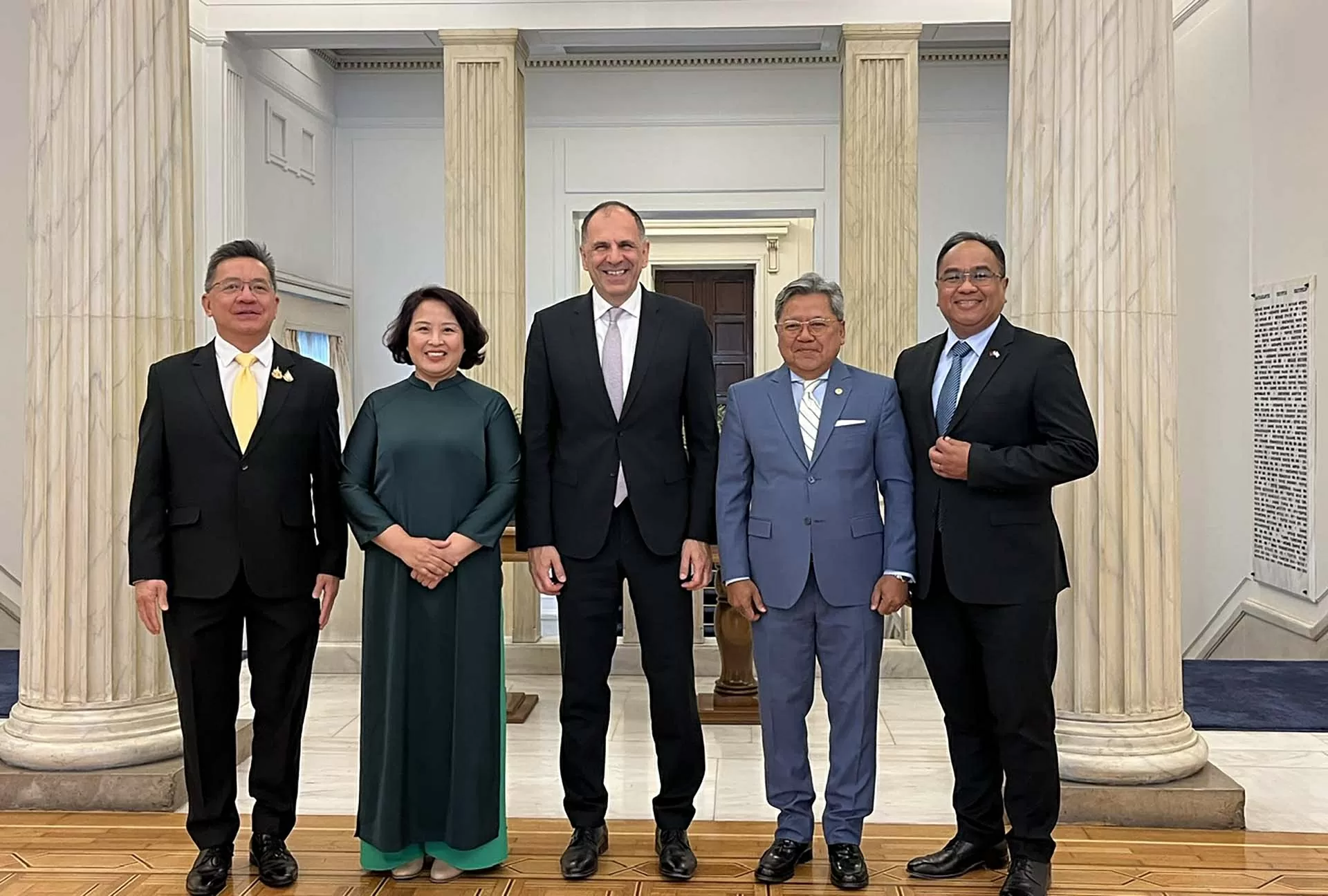 Bộ trưởng Ngoại giao Hy Lạp làm việc với Đại sứ các nước ASEAN