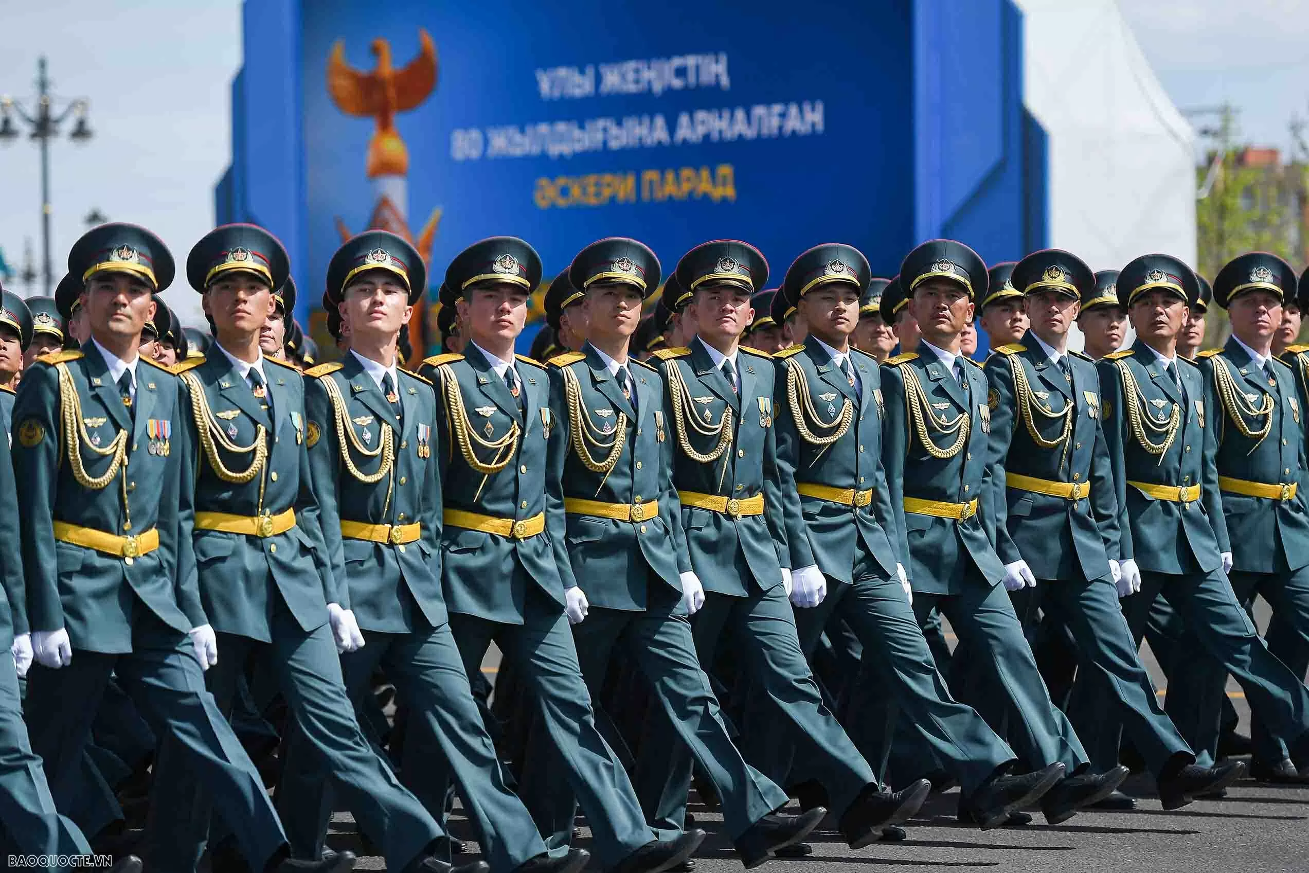 Tổng Bí thư Tô Lâm và phu nhân dự lễ duyệt binh mừng chiến thắng của Kazakhstan