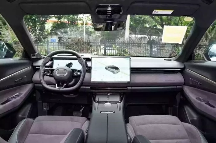 Khoang nội thất của Lynk & Co 08 được đầu tư mạnh vào công nghệ Khoang nội thất của Lynk & Co 08 được đầu tư mạnh vào công nghệ