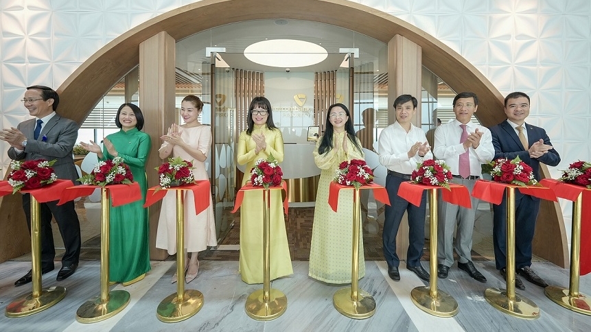 Vietcombank khai trương và chính thức đưa vào phục vụ Phòng chờ cho khách hàng ưu tiên tại Nhà ga T3, sân bay quốc tế Tân Sơn Nhất