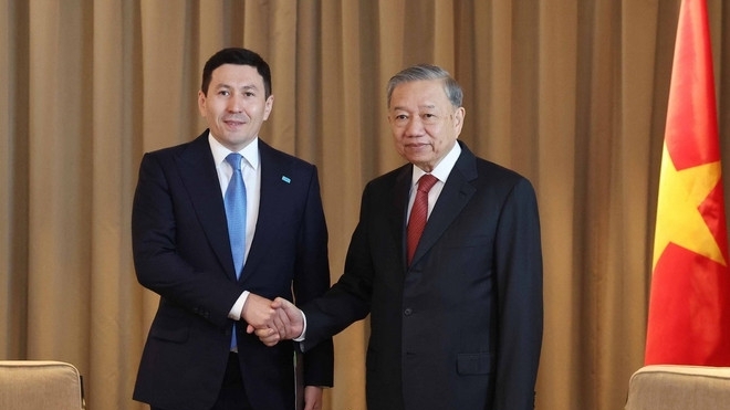 Tổng Bí thư Tô Lâm tiếp lãnh đạo một số doanh nghiệp lớn của Kazakhstan