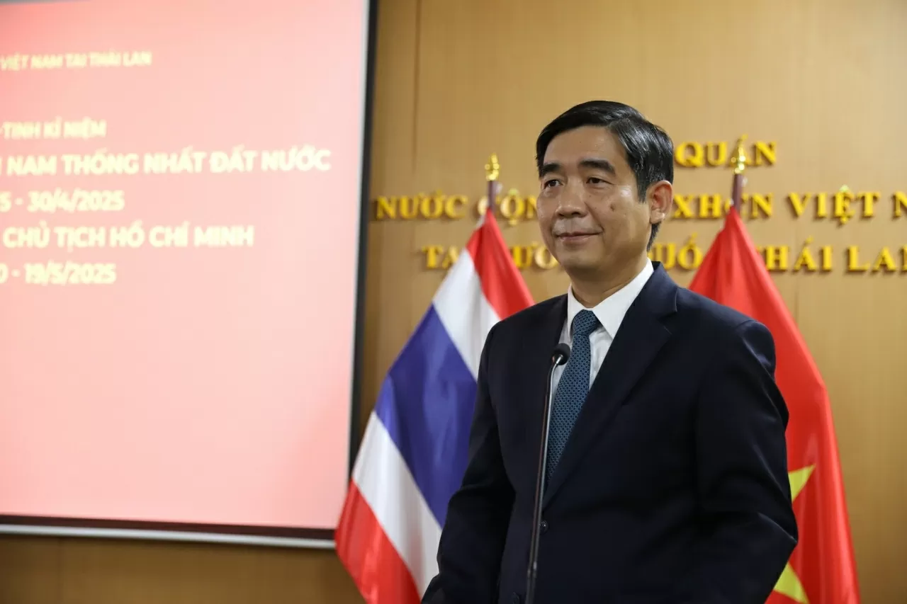 Đại sứ Việt Nam tại Thái Lan Phạm Việt Hùng. Đại sứ Việt Nam tại Thái Lan Phạm Việt Hùng.