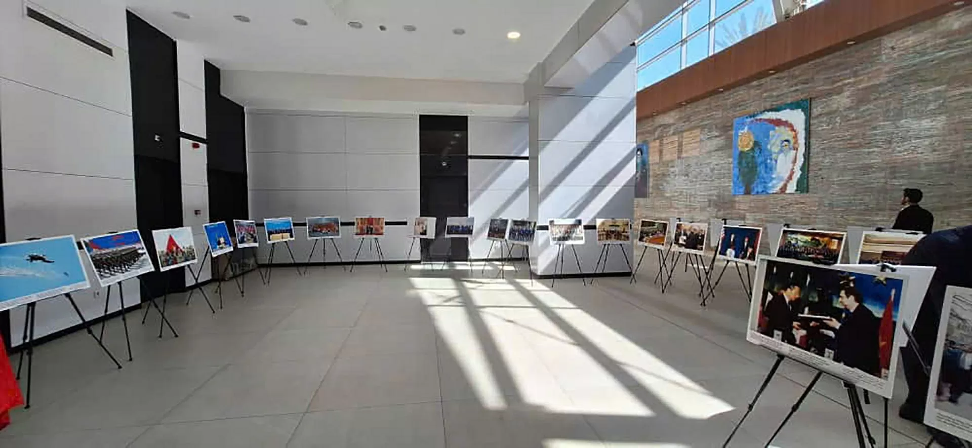 Tọa đàm và triển lãm ảnh về ‘80 năm Ngoại giao Việt Nam vì hòa bình và phát triển’ tại Iran Tọa đàm và triển lãm ảnh về ‘80 năm Ngoại giao Việt Nam vì hòa bình và phát triển’ tại Iran