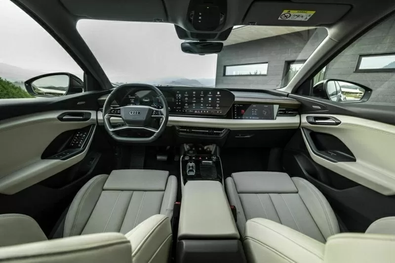 Khoang nội thất của Audi Q6 e-tron gây ấn tượng với ba màn hình cỡ lớn