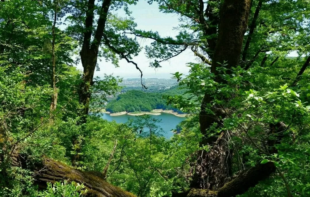 Hành trình khám phá 12 viên ngọc ẩn của Azerbaijan