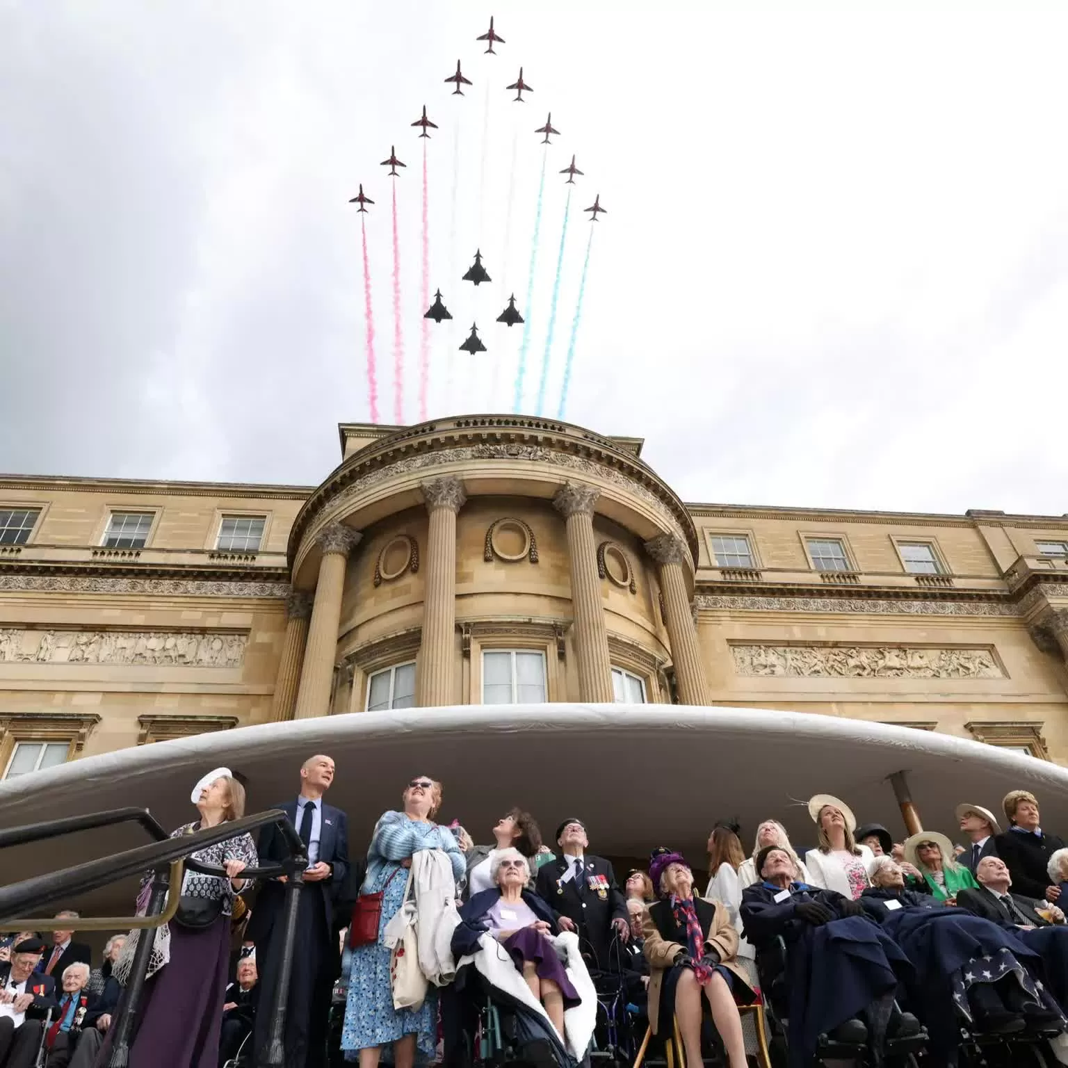 Anh Long trọng tổ chức lễ kỷ niệm 80 năm Ngày chiến thắng phát xít Anh Long trọng tổ chức lễ kỷ niệm 80 năm Ngày chiến thắng phát xít