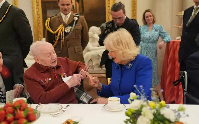 Anh Long trọng tổ chức lễ kỷ niệm 80 năm Ngày chiến thắng phát xít