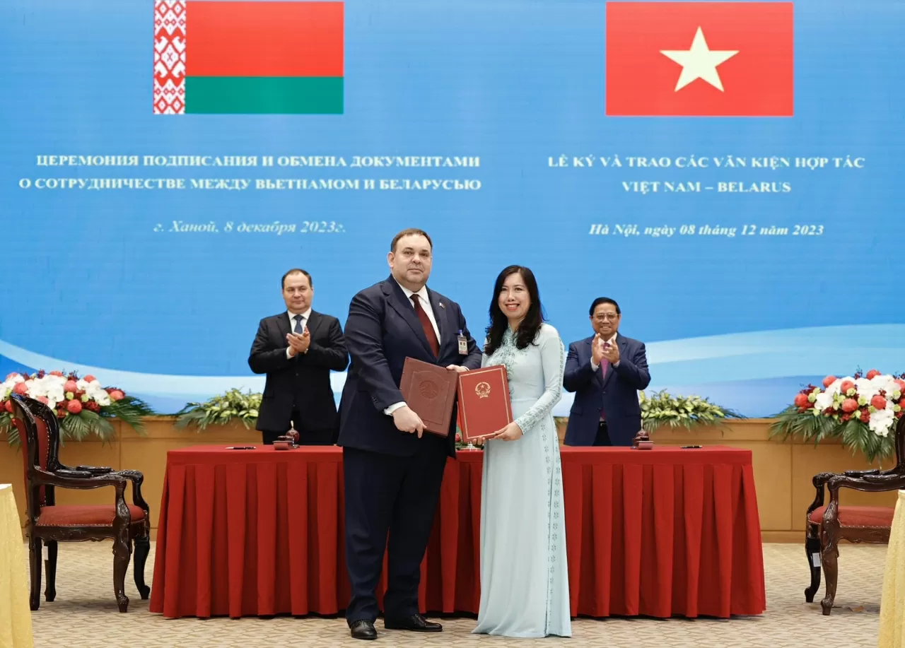 Đại sứ Nguyễn Văn Ngự: Chuyến thăm của Tổng Bí thư Tô Lâm khởi đầu cho một giai đoạn hợp tác mới cho Việt Nam-Belarus Đại sứ Nguyễn Văn Ngự: Chuyến thăm của Tổng Bí thư Tô Lâm khởi đầu cho một giai đoạn hợp tác mới cho Việt Nam-Belarus