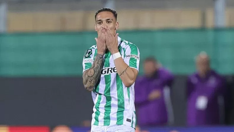 Lại lập siêu phẩm, Antony đưa Betis vào chung kết Conference League Lại lập siêu phẩm, Antony đưa Betis vào chung kết Conference League