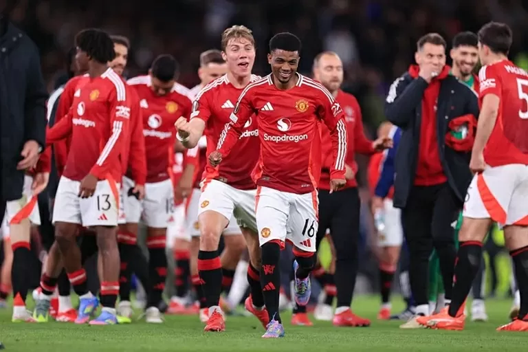 Man Utd đi vào lịch sử Europa League Man Utd đi vào lịch sử Europa League