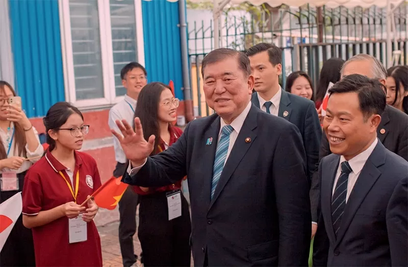Thủ tướng Nhật Bản Ishiba Shigeru thăm trường Đại học Việt – Nhật: Thắt chặt hơp tác giáo dục song phương Thủ tướng Nhật Bản Ishiba Shigeru thăm trường Đại học Việt Nhật: Thắt chặt hợp tác giáo dục song phương