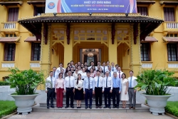 Phát huy vai trò hạt nhân chính trị, nâng cao hiệu quả công tác tổ chức, cán bộ của Bộ Ngoại giao trong tình hình mới