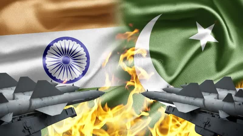 Tướng Pakistan cảnh giác sau 'tình huống nguy hiểm' với Ấn Độ, New Delhi cảnh báo đanh thép