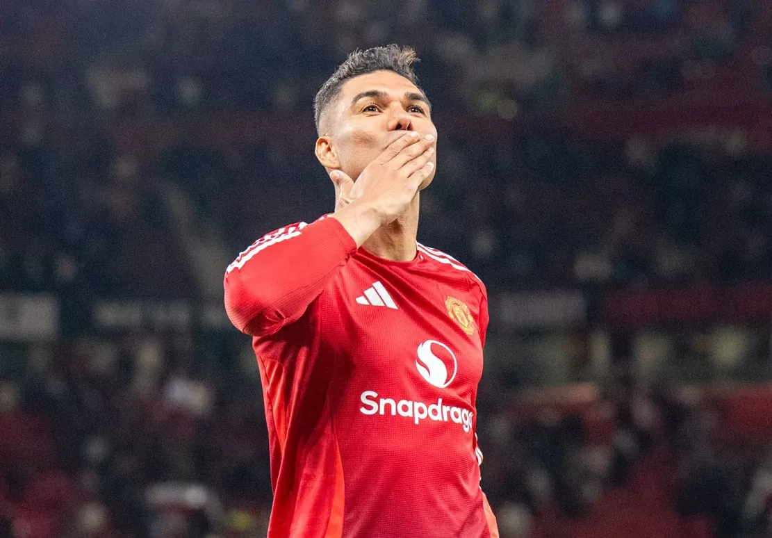 Tương lai Casemiro ở MU bất ngờ thay đổi