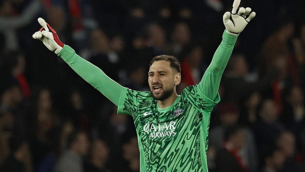 MU chi tiền khủng để giành được ‘siêu nhện’ Donnarumma