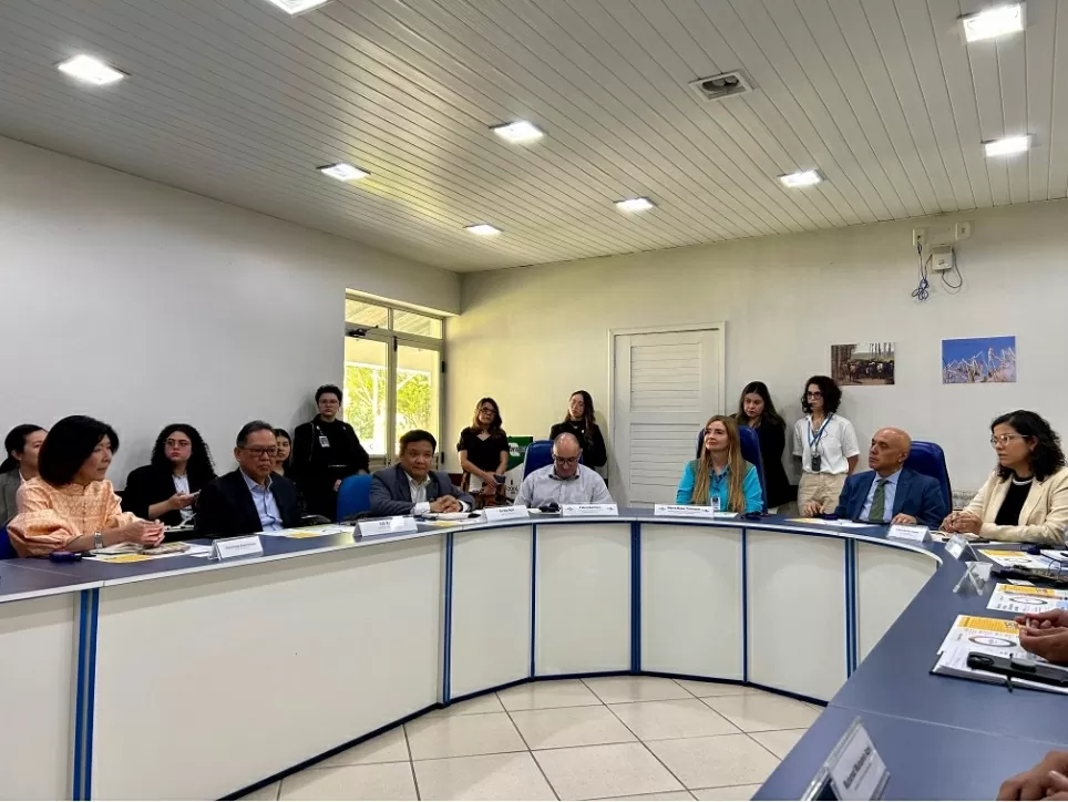 Đoàn đại sứ ASEAN cũng có buổi làm việc với Viện nghiên cứu EMBRAPA Amazonia Oriental – đơn vị nghiên cứu nông nghiệp hàng đầu Brazil. Đoàn đại sứ ASEAN cũng có buổi làm việc với Viện nghiên cứu EMBRAPA Amazonia Oriental – đơn vị nghiên cứu nông nghiệp hàng đầu Brazil.