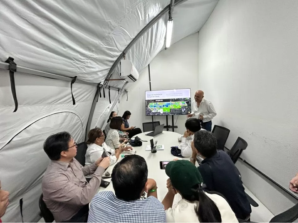 Đại sứ Bùi Văn Nghị cùng các đại sứ ASEAN tại Brazil thăm và làm việc tại Belém, bang Pará Đại sứ Bùi Văn Nghị cùng các đại sứ ASEAN tại Brazil thăm và làm việc tại Belém, bang Pará