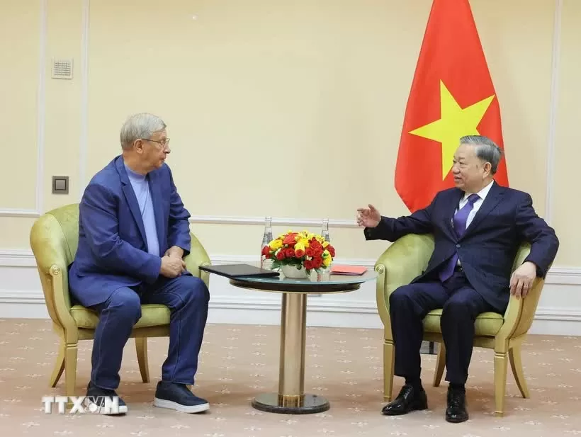 Tổng Bí thư Tô Lâm tiếp một số doanh nghiệp tiêu biểu tại Liên bang Nga Tổng Bí thư Tô Lâm tiếp một số doanh nghiệp tiêu biểu tại Liên bang Nga