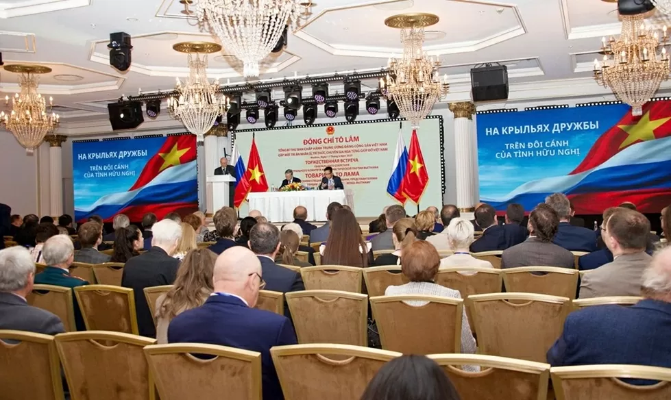 Tuyên bố chung về những định hướng lớn của quan hệ Đối tác chiến lược toàn diện Việt Nam-Nga trong giai đoạn hợp tác mới