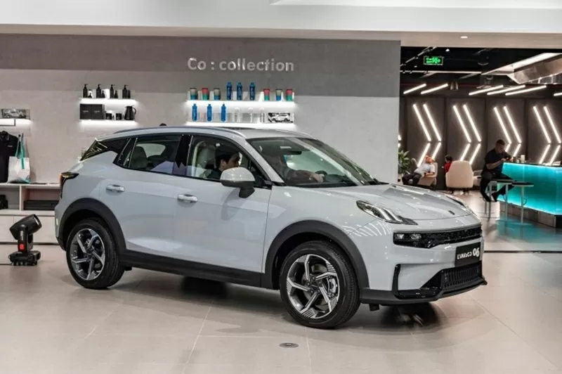 Lynk & Co 06 bản hiện hành đang bán tại Việt Nam Lynk & Co 06 bản hiện hành đang bán tại Việt Nam