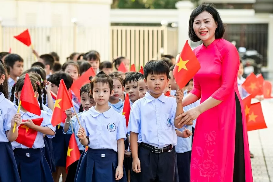 Thủ tướng Chính phủ yêu cầu các địa phương tuyển đúng, tuyển đủ giáo viên theo số biên chế được giao