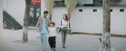Cha tôi, người ở lại tập 37: ông Chính sững sờ khi bắt gặp Tuệ Minh đi bên người yêu cũ