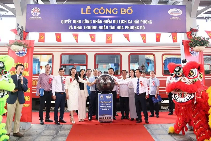 Công nhận Điểm du lịch Ga đường sắt Hải Phòng và khai trương Đoàn tàu Hoa phượng đỏ Công nhận Điểm du lịch Ga đường sắt Hải Phòng và khai trương Đoàn tàu Hoa phượng đỏ