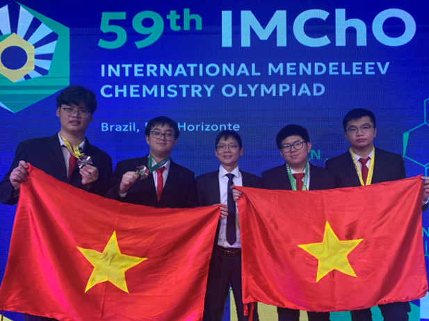 Học sinh Việt Nam giành 4 Huy chương Olympic Hóa học quốc tế Mendeleev 2025