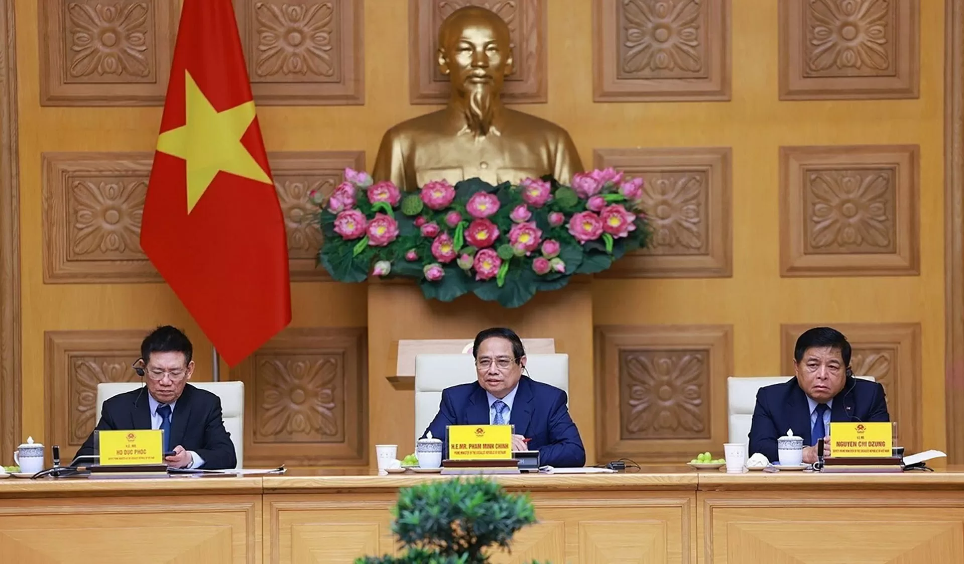 Thủ tướng Phạm Minh Chính làm việc với cộng đồng doanh nghiệp Hoa Kỳ tại Việt Nam