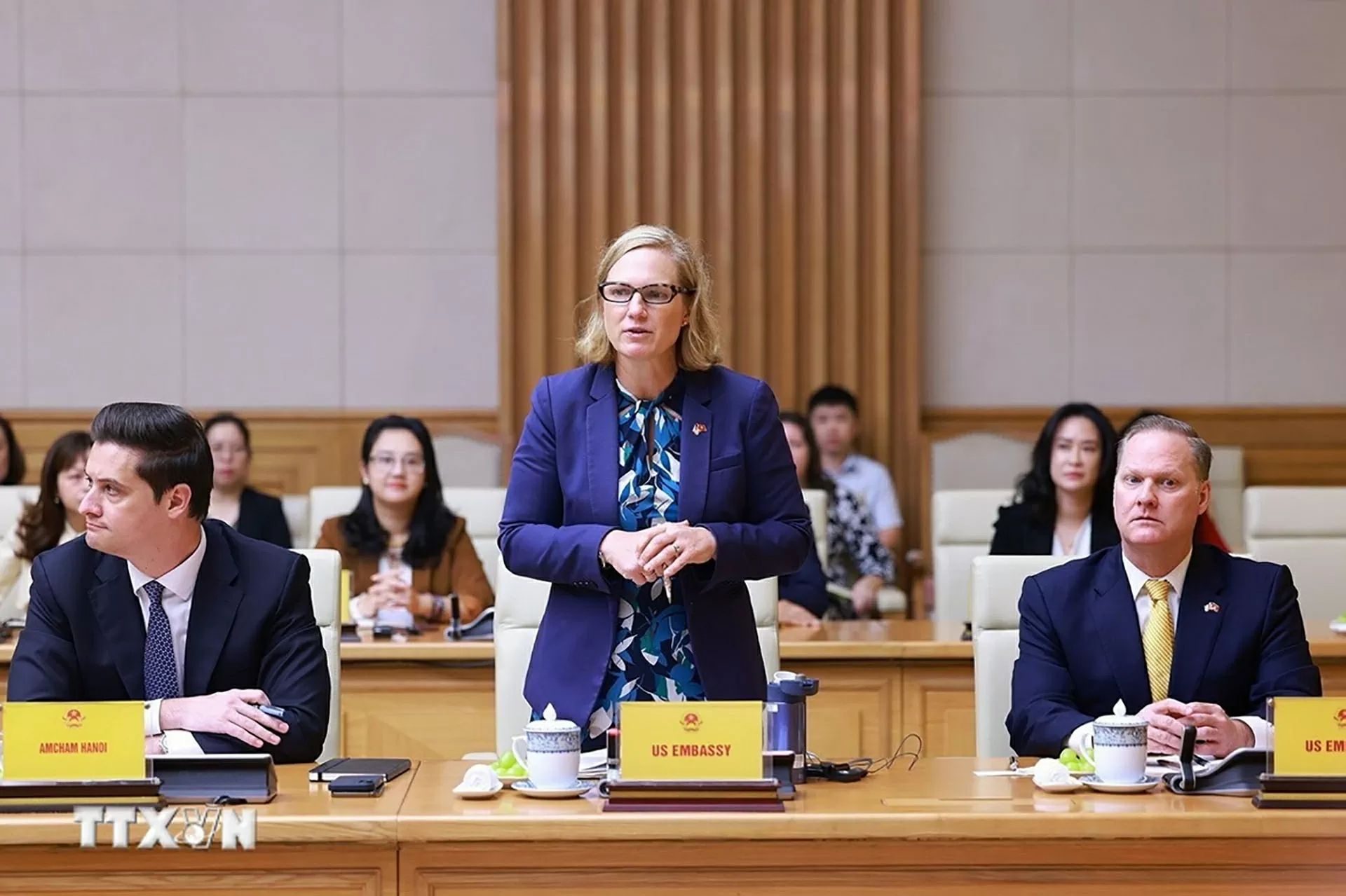 Thủ tướng Phạm Minh Chính làm việc với cộng đồng doanh nghiệp Hoa Kỳ tại Việt Nam Thủ tướng Phạm Minh Chính làm việc với cộng đồng doanh nghiệp Hoa Kỳ tại Việt Nam