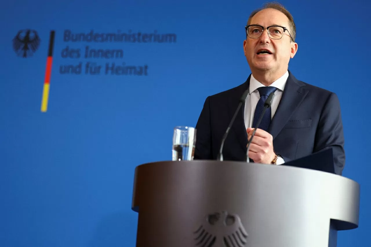 Đức bắt giữ các thủ lĩnh của nhóm liên quan đến âm mưu lật đổ nhà nước Đức bắt giữ các thủ lĩnh của nhóm liên quan đến âm mưu lật đổ nhà nước