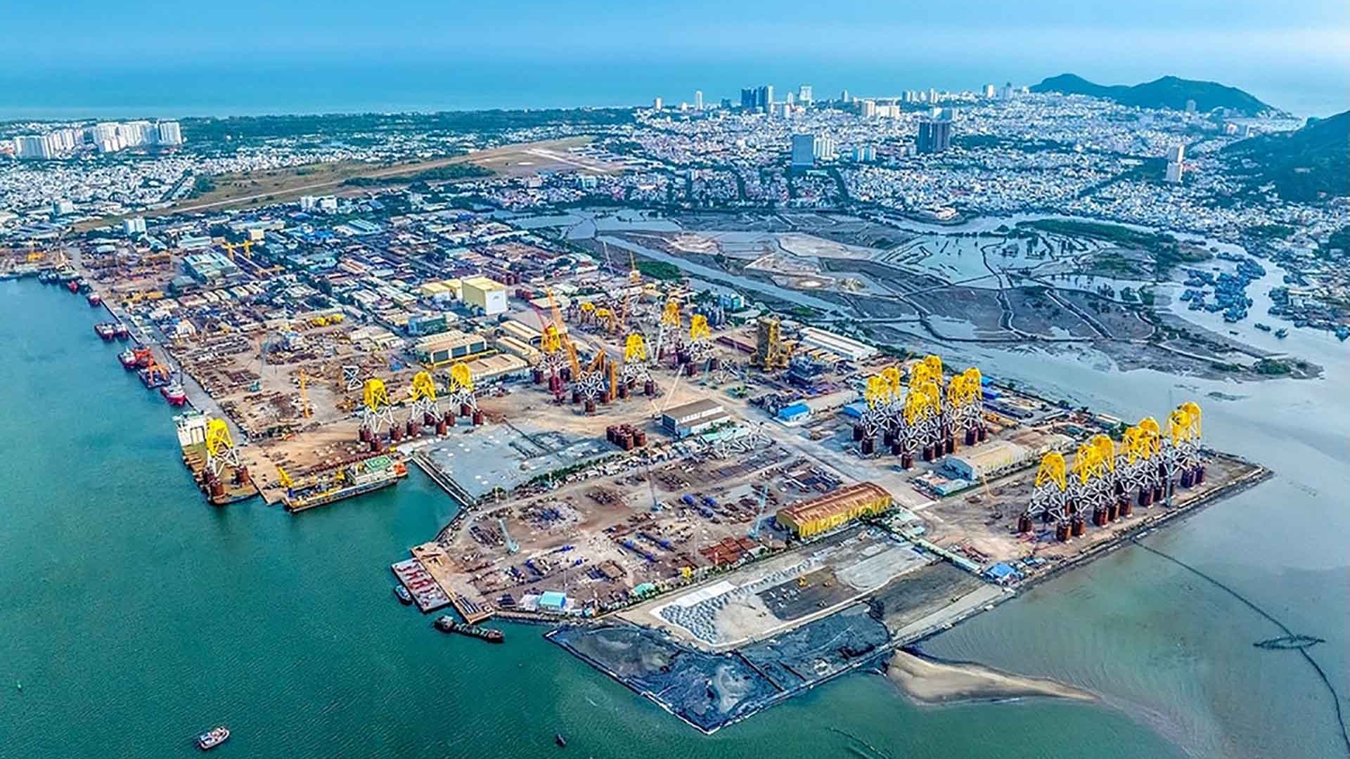 Petrovietnam tiên phong thúc đẩy hợp tác, nâng cao năng lực cạnh tranh quốc gia