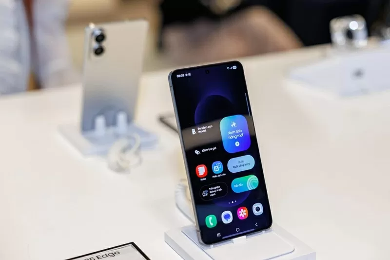 Galaxy S25 Edge có độ mỏng chỉ 5,8mm Galaxy S25 Edge có độ mỏng chỉ 5,8mm