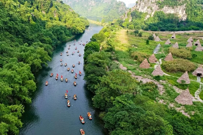 Điện ảnh và âm nhạc: Hai công cụ sức mạnh mềm cho du lịch Việt Nam Điện ảnh và âm nhạc: Hai công cụ sức mạnh mềm cho du lịch Việt Nam