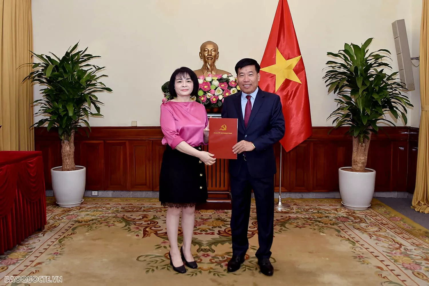 Bộ Ngoại giao kiện toàn nhân sự cơ quan tham mưu giúp việc Đảng ủy Bộ