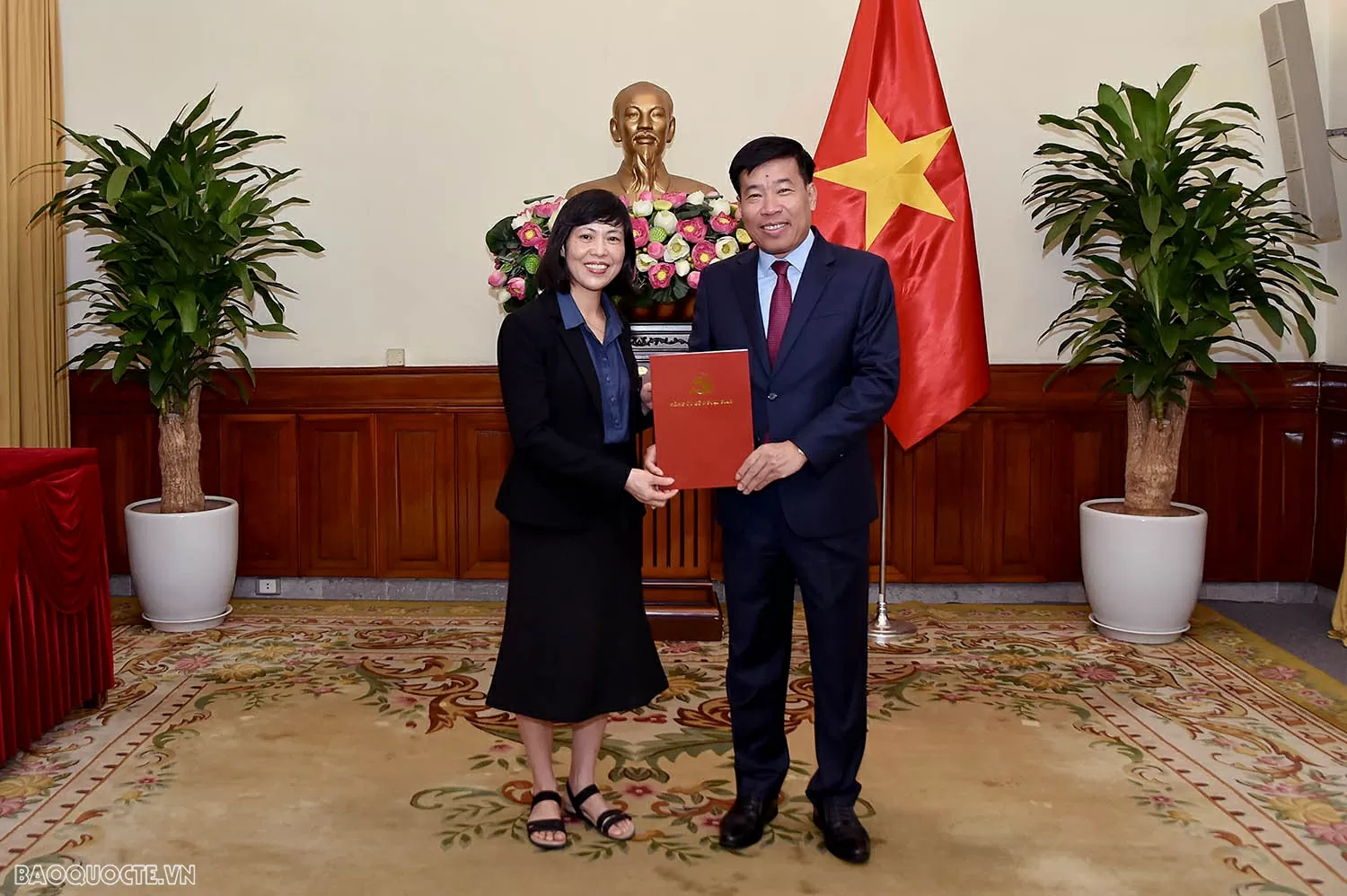 Bộ Ngoại giao kiện toàn nhân sự cơ quan tham mưu giúp việc Đảng ủy Bộ