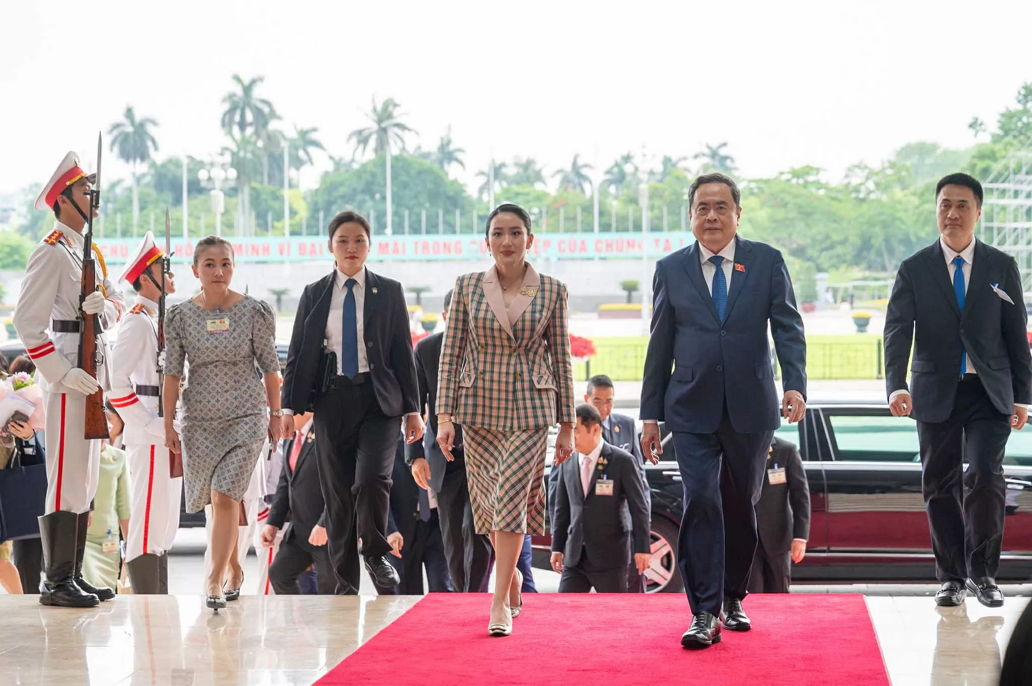 Chủ tịch Quốc hội Trần Thanh Mẫn hội kiến Thủ tướng Thái Lan Paetongtarn Shinawatra