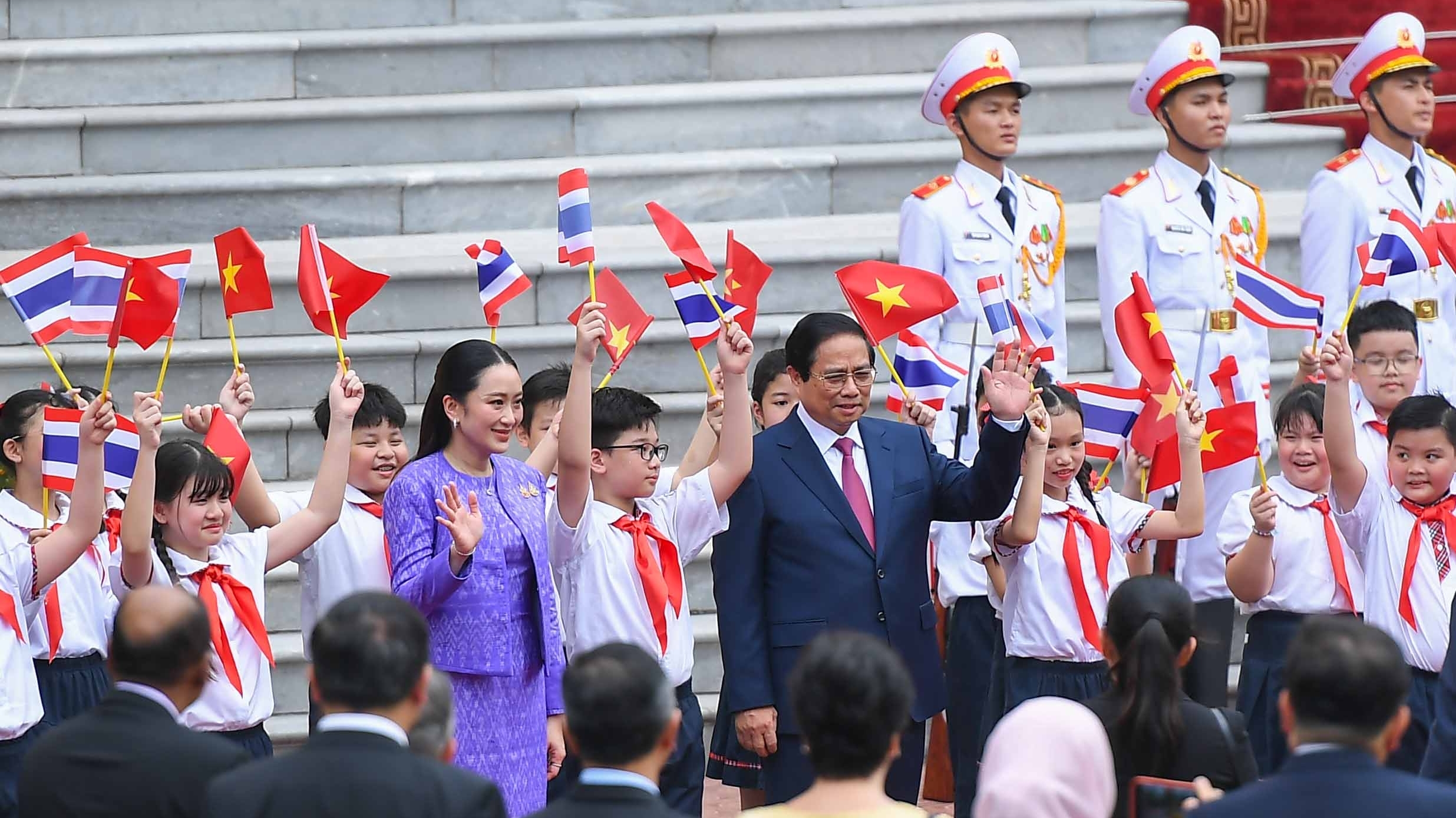 Thủ tướng Phạm Minh Chính chủ trì lễ đón chính thức Thủ tướng Thái Lan Paetongtarn Shinawatra