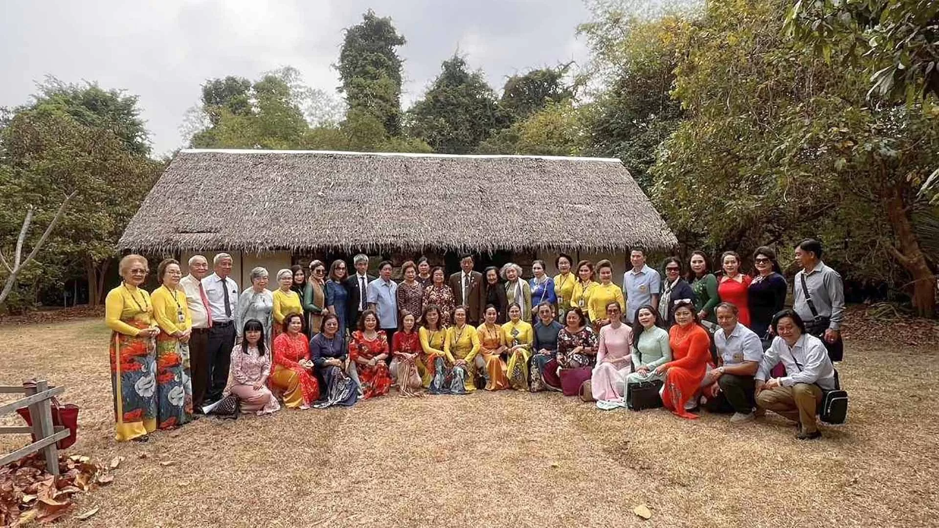 Bác Hồ trong trái tim kiều bào Bác Hồ trong trái tim kiều bào