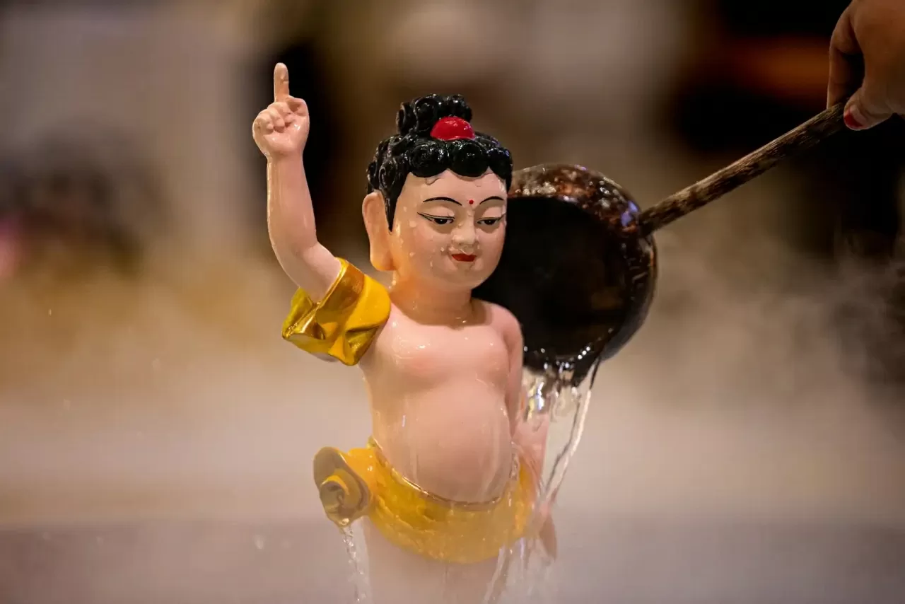 Nhìn lại hình ảnh lễ Phật Đản trên khắp châu Á trong tuần qua