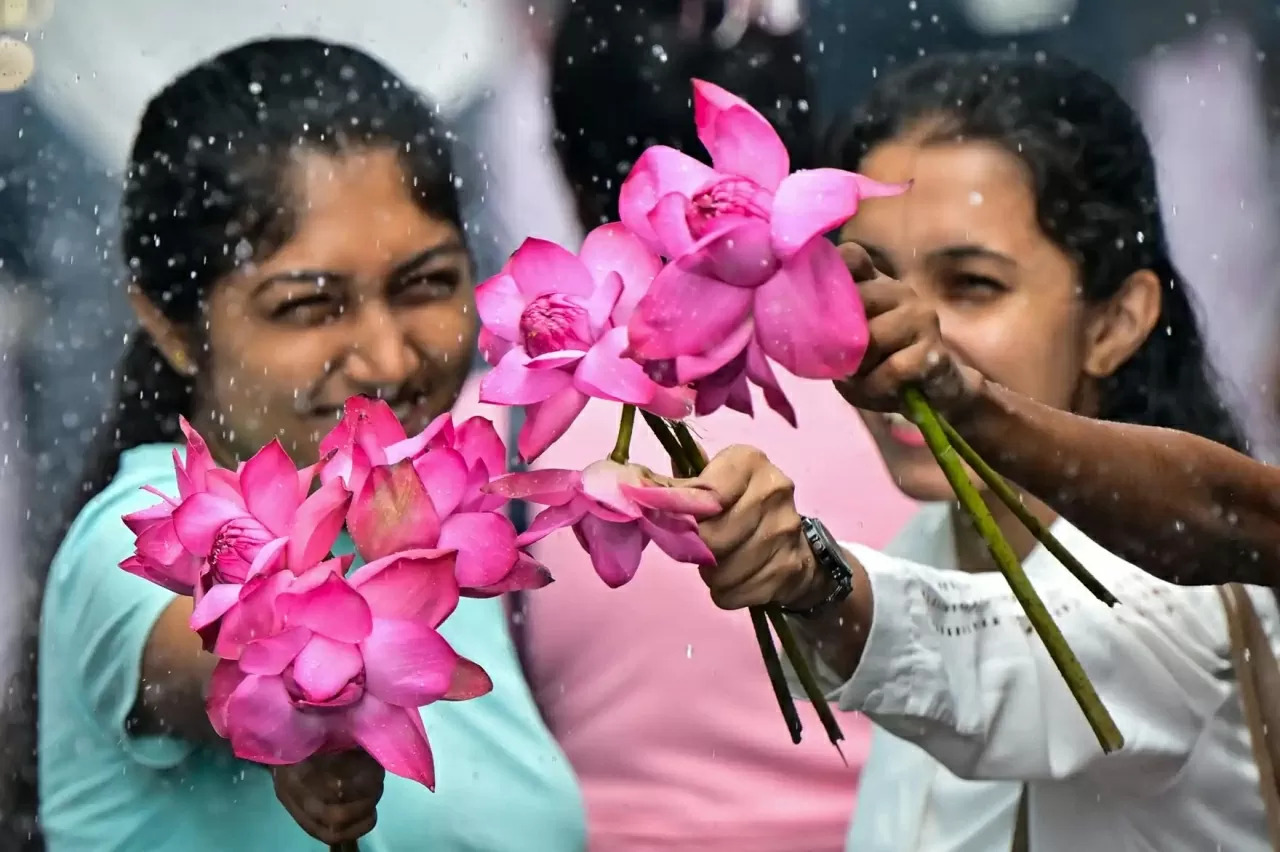 Nhìn lại hình ảnh lễ Phật Đản trên khắp châu Á trong tuần qua